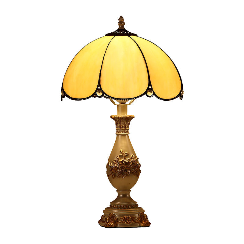 1-Head Glossy Glass Scalloped Night Lamp Classic Beige Bowl Bedroom Reading Light with Carved Vase Pedestal Clearhalo 'Lamps' 'Table Lamps' Lighting' 1031666