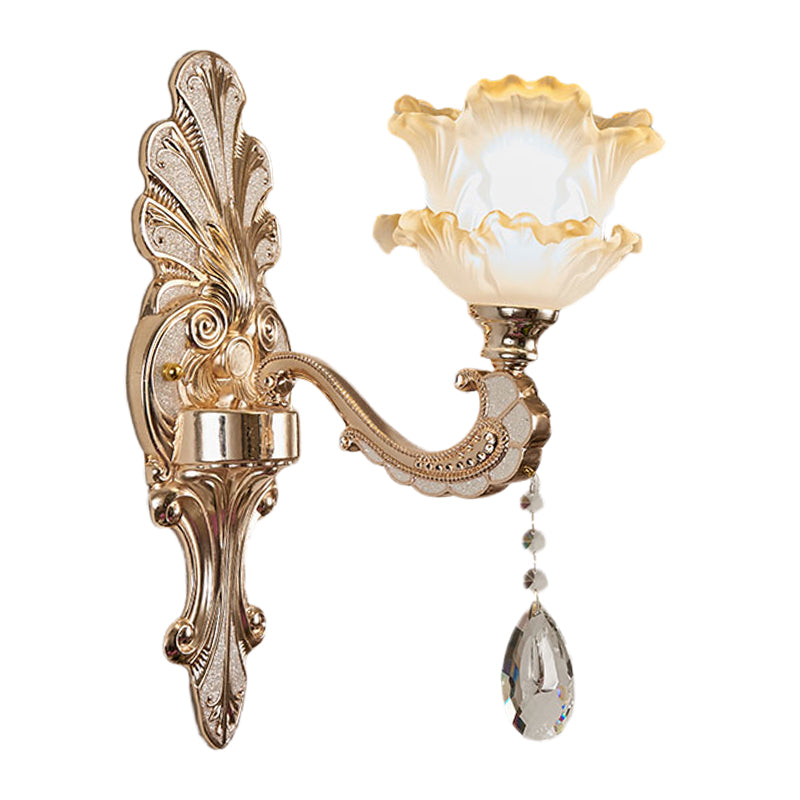 Layered Lettuce-Edge Chamber Wall Lamp Antique Frosted Glass 1/2-Light Gold Sconce Light Fixture Clearhalo 'Wall Lamps & Sconces' 'Wall Lights' Lighting' 1063074