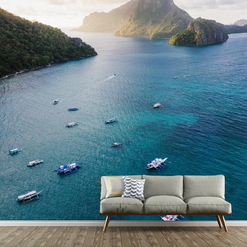 Contemporary Isle and Sea Mural for Bedroom, Customized Size Wall Art in Blue and White Blue Clearhalo 'Wall Decor' 'Wall Mural' 1114194