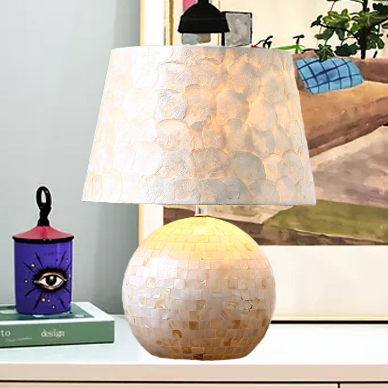 Minimalist Globe and Drum Table Light Single-Bulb Shell Night Stand Lamp in White Clearhalo 'Lamps' 'Table Lamps' Lighting' 1136530