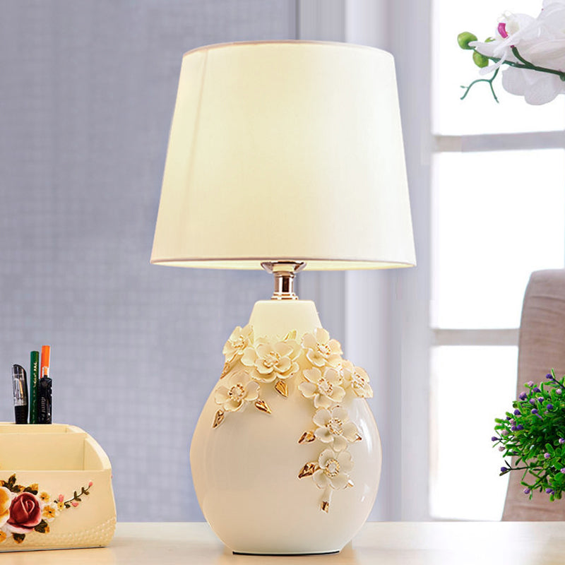 Ceramic White Table Lamp Magnolia-Embellished Vase Single Traditional Night Light with Shade, 18