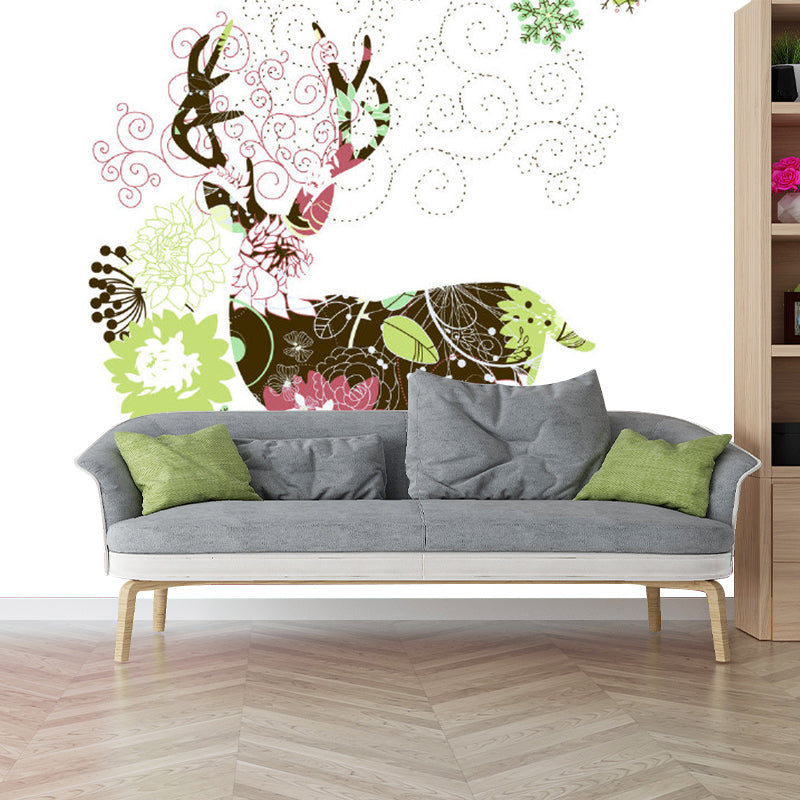 Floral Deer Drawing Murals Art Deco Non-Woven Cloth Wall Covering in Pink and Green Clearhalo 'Wall Decor' 'Wall Mural' 1203473