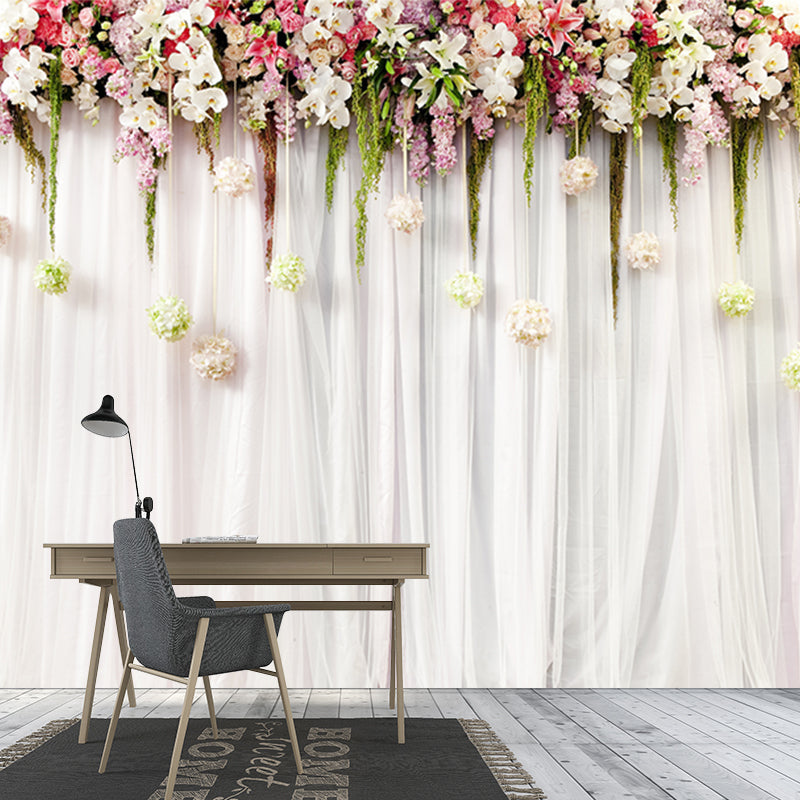 Flower-Edge Drapes Mural Wallpaper Modernist Non-Woven Wall Covering in Pink-Green Clearhalo 'Wall Decor' 'Wall Mural' 1211677