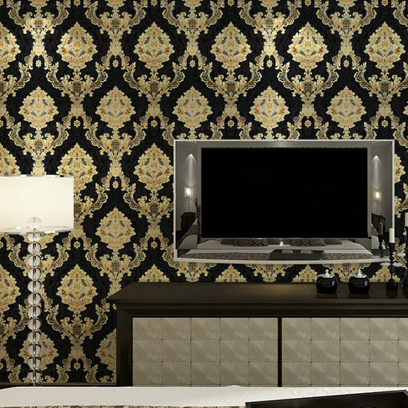 57.1-sq ft Retro Wallpaper Dark Color Damask Embroidered Wall Art, 33' L x 20.5