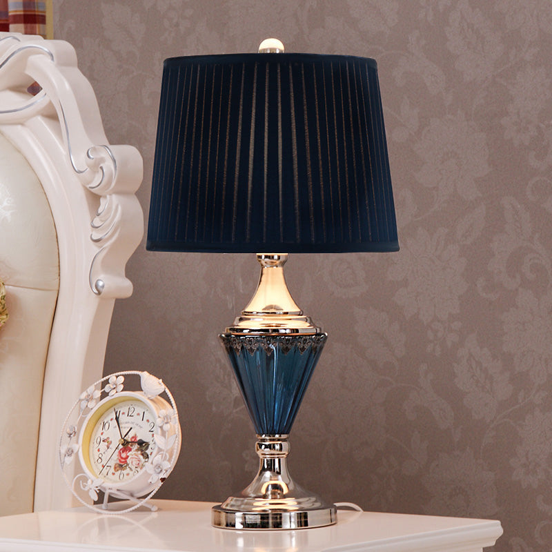 Black Barrel Shade Night Table Lamp Vintage Style Pleated Fabric 1 Bulb Bedroom Desk Light Clearhalo 'Lamps' 'Table Lamps' Lighting' 1222107