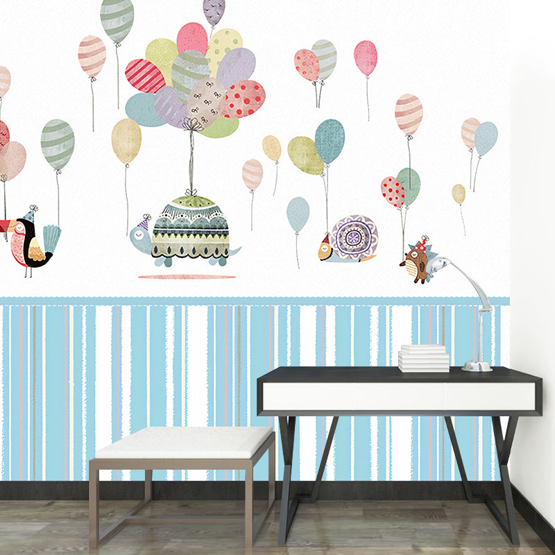 Childrens Art Baby Mural Wallpaper with Animal and Balloon Pattern Pastel Color Wall Covering for Nursery Clearhalo 'Wall Decor' 'Wall Mural' 1224500