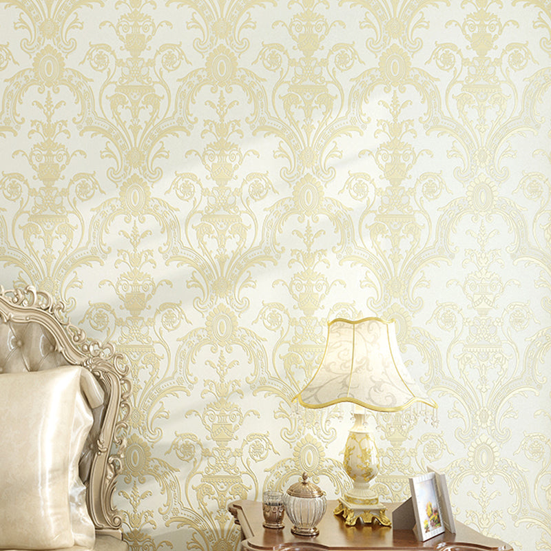 Vintage Quatrefoil Wallpaper Roll Light-Color Flower Wall Art for Living Room, Faux Silk Made Beige Clearhalo 'Vintage wall decor' 'Vintage' 'Wallpaper' Wall Decor' 1284497