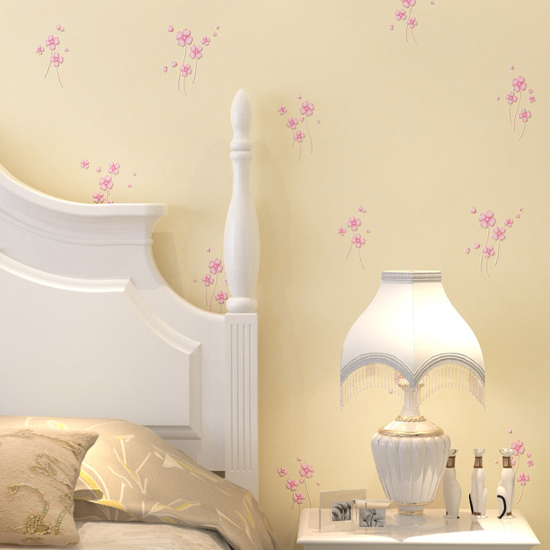 Rustic Floweret Wallpaper Roll Pink and Beige Stain Resistant Wall Decor for Bedroom Beige Clearhalo 'Country wall decor' 'Rustic' 'Wallpaper' Wall Decor' 1284589