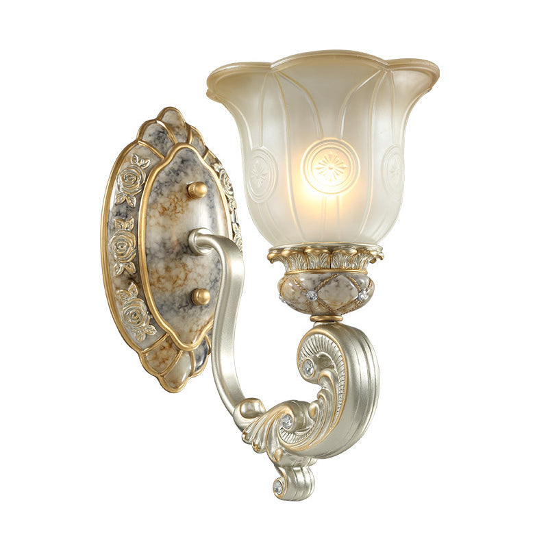 Vintage Scalloped Wall Light Fixture 1/2-Light White Glass Wall Mount Lamp in Gold for Bedroom Clearhalo 'Wall Lamps & Sconces' 'Wall Lights' Lighting' 1289861