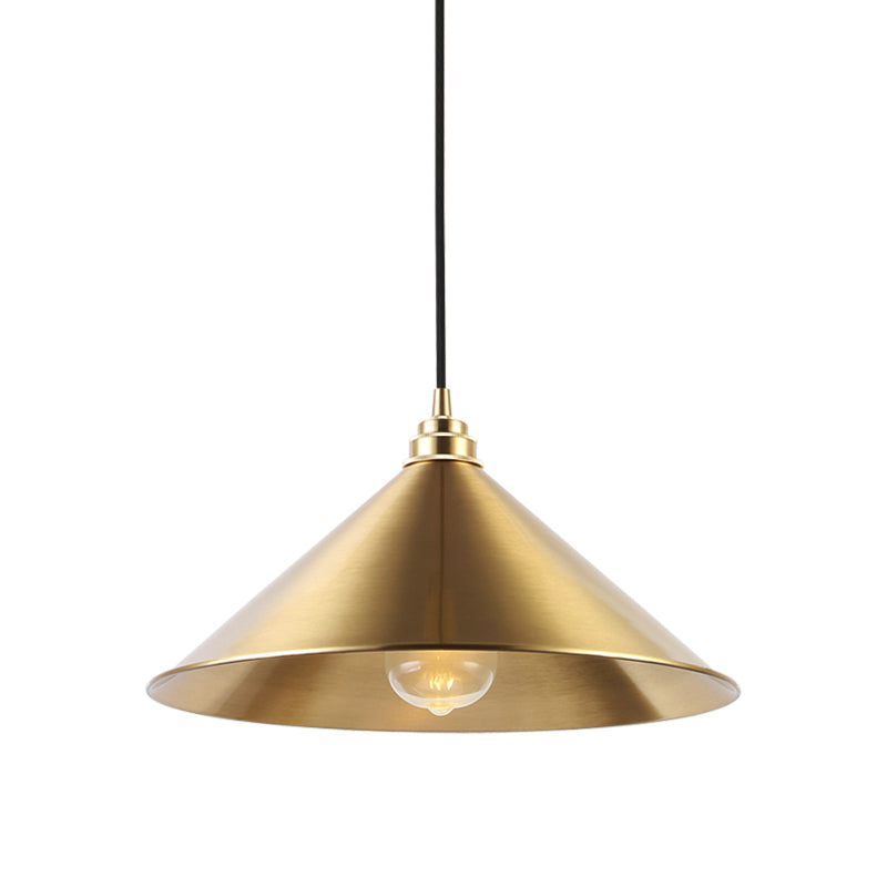 1 Light Pendant Lighting with Conic Shade Metallic Vintage Indoor Hanging Ceiling Light in Brass Clearhalo 'Art Deco Pendants' 'Cast Iron' 'Ceiling Lights' 'Ceramic' 'Crystal' 'Industrial Pendants' 'Industrial' 'Metal' 'Middle Century Pendants' 'Pendant Lights' 'Pendants' 'Tiffany' Lighting' 139415