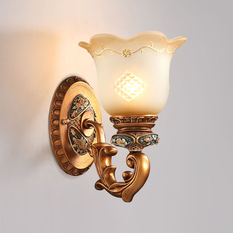 Scalloped-Edge Bedroom Wall Light Kit Traditional Cream Glass 1-Light Brass Wall Sconce Clearhalo 'Wall Lamps & Sconces' 'Wall Lights' Lighting' 1400322