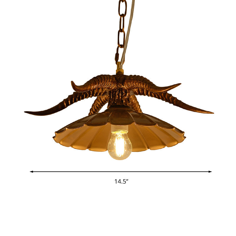 Scalloped Hanging Ceiling Light with Resin Deer Horn Rustic Loft 1 Light Pendant Lighting Clearhalo 'Ceiling Lights' 'Industrial Pendants' 'Industrial' 'Middle Century Pendants' 'Pendant Lights' 'Pendants' 'Tiffany' Lighting' 140345