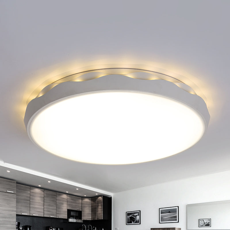 White Rounded Ceiling Lighting Minimalist Iron 17