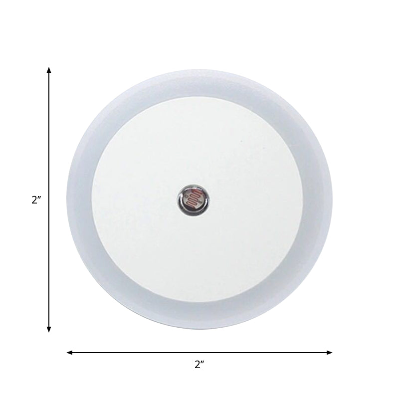 White Round Mini Nightlight Simple Plastic Plug in LED Wall Lighting for Corridor Clearhalo 'Night Lights' 'Wall Lights' Lighting' 1468222