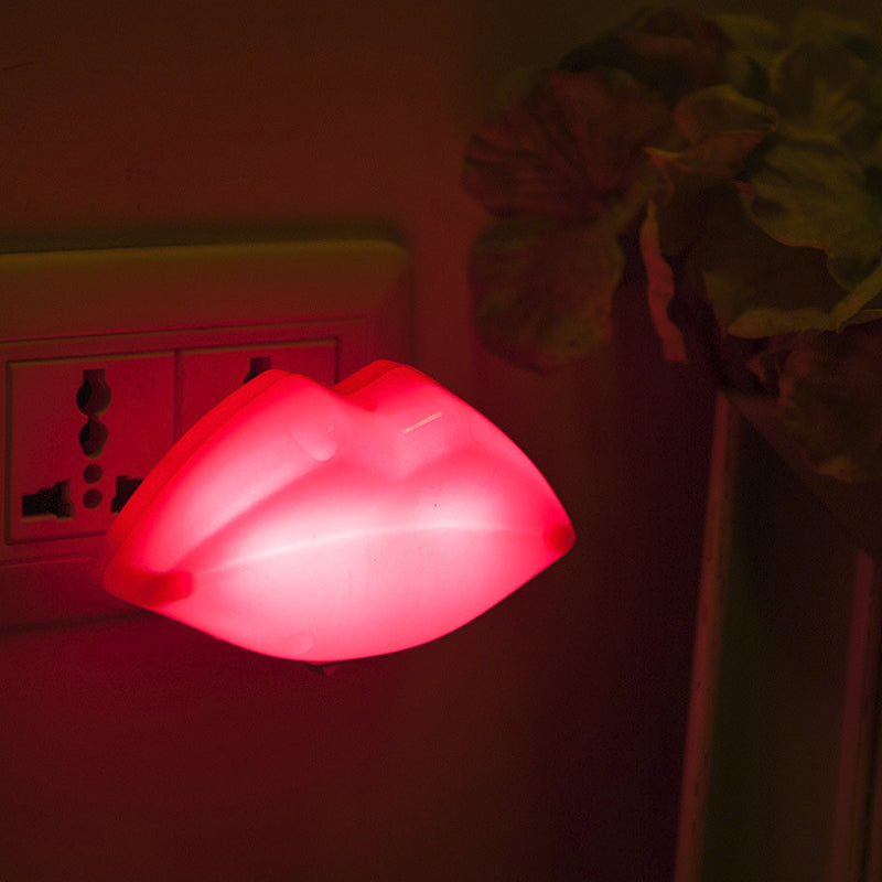 Lip Shaped Plastic LED Wall Light Decorative Red Plug in Night Lighting for Bedroom Red Clearhalo 'Night Lights' 'Wall Lights' Lighting' 1468259