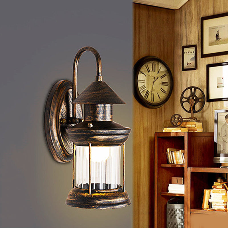 Metallic Lantern Wall Mount Lighting Coastal 1 Bulb Corner Wall Lamp Sconce with Curvy Arm in Brass Brass Clearhalo 'Art deco wall lights' 'Cast Iron' 'Glass' 'Industrial wall lights' 'Industrial' 'Middle century wall lights' 'Modern' 'Rustic wall lights' 'Tiffany' 'Traditional wall lights' 'Wall Lamps & Sconces' 'Wall Lights' Lighting' 1473050