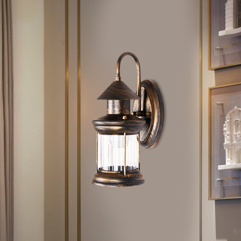 Metallic Lantern Wall Mount Lighting Coastal 1 Bulb Corner Wall Lamp Sconce with Curvy Arm in Brass Clearhalo 'Art deco wall lights' 'Cast Iron' 'Glass' 'Industrial wall lights' 'Industrial' 'Middle century wall lights' 'Modern' 'Rustic wall lights' 'Tiffany' 'Traditional wall lights' 'Wall Lamps & Sconces' 'Wall Lights' Lighting' 1473052