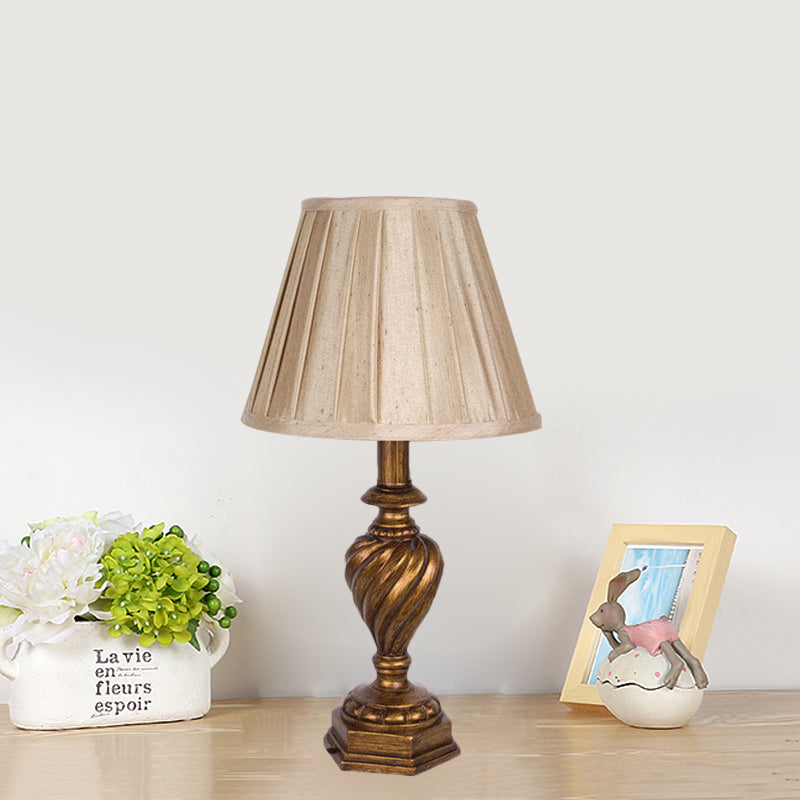 Fabric Pleated Shade Night Lighting Country 1-Head Bedroom Nightstand Light in Beige with Resin Font Base Clearhalo 'Lamps' 'Table Lamps' Lighting' 1475753