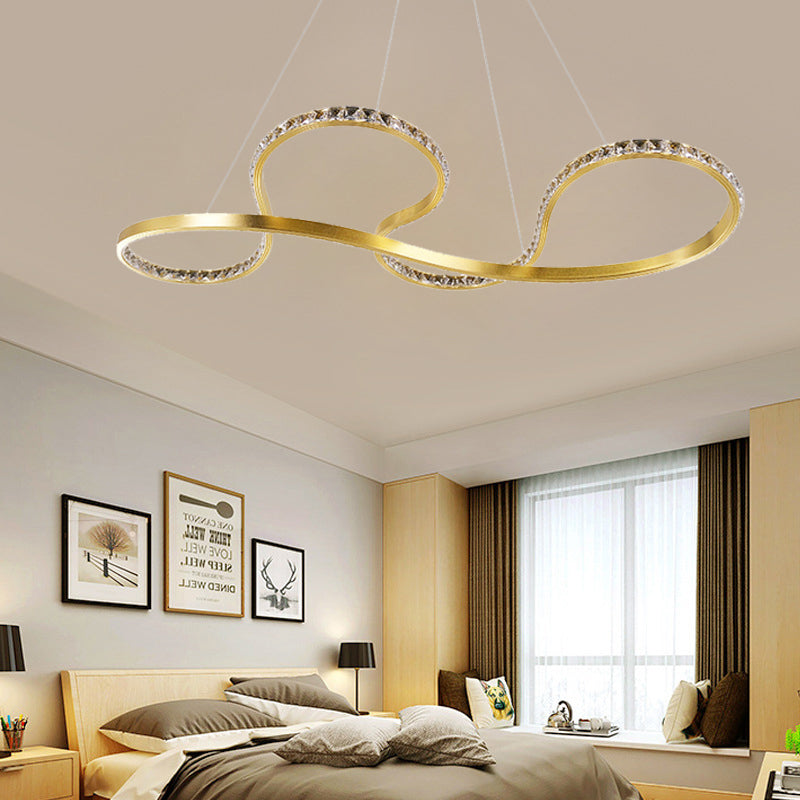 Twist Chandelier Lighting Modern Crystal Gold LED Hanging Lamp in Warm/White Light for Bedroom Gold Clearhalo 'Ceiling Lights' 'Chandeliers' 'Modern Chandeliers' 'Modern' Lighting' 157523