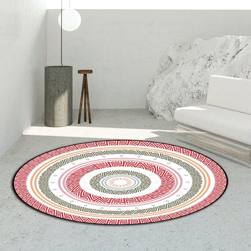 Bohemian Concentric Circles Pattern Rug Red Polyester Rug Machine Washable Non-Slip Area Rug for Bedroom Clearhalo 'Area Rug' 'Bohemian' 'Rugs' Rug' 1613579