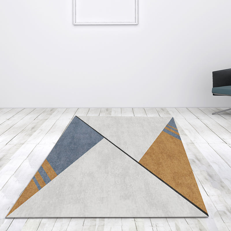 Irregular Bedroom Rug in Grey Modern Colorblock Triangle Pattern Area Rug Polyester Non-Slip Carpet Grey Clearhalo 'Area Rug' 'Rug' 1648538