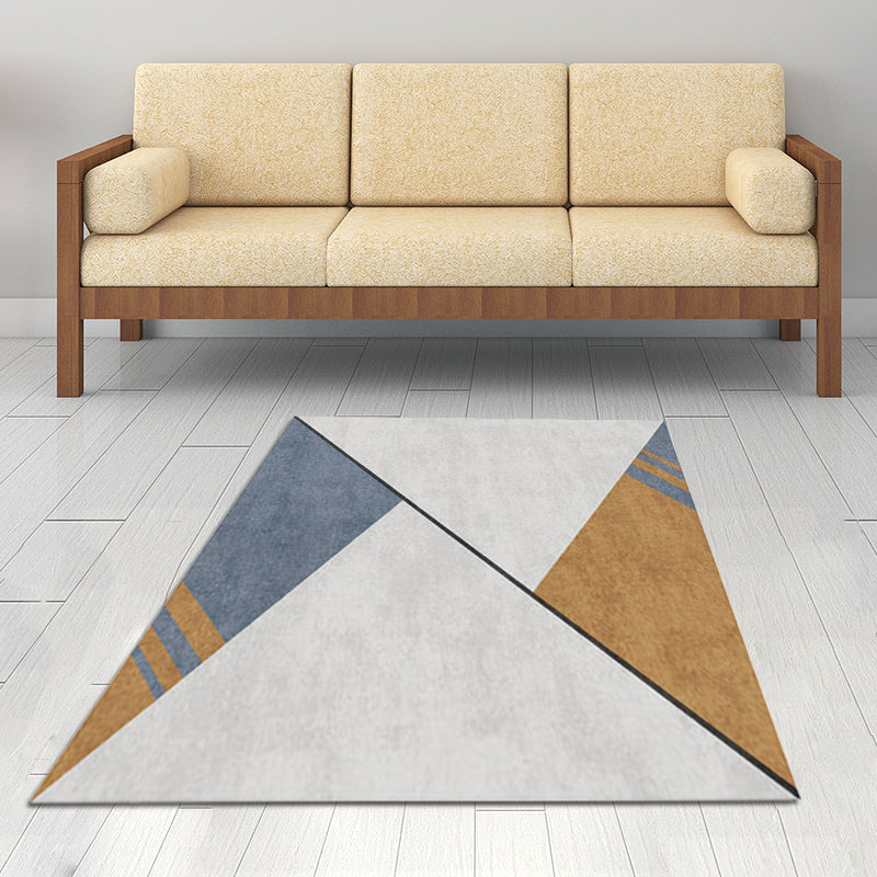 Irregular Bedroom Rug in Grey Modern Colorblock Triangle Pattern Area Rug Polyester Non-Slip Carpet Clearhalo 'Area Rug' 'Rug' 1648539