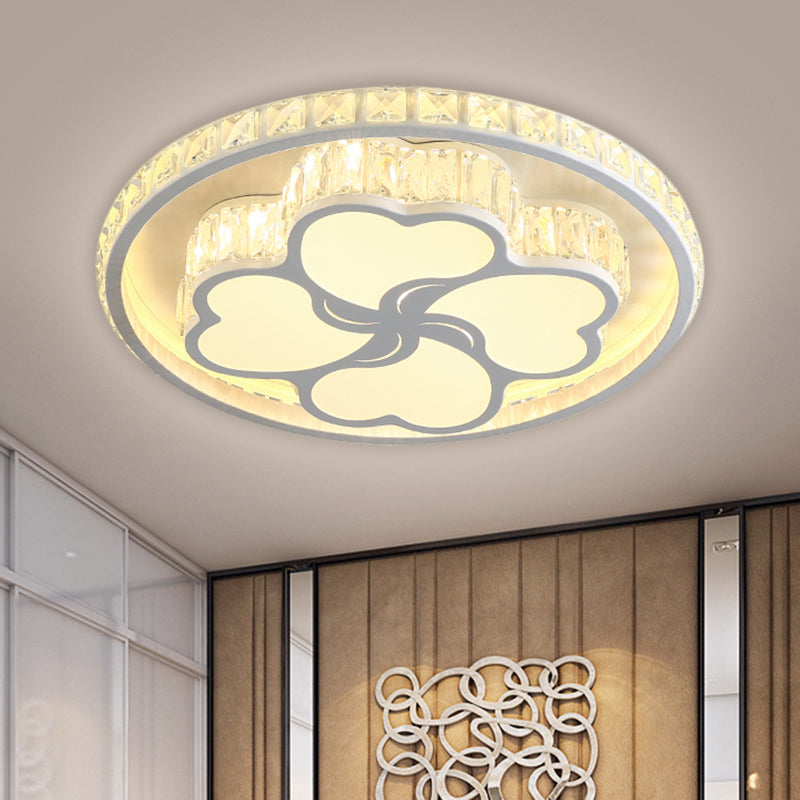 White LED Clover Ceiling Flush Mount Modernist Hand-Cut Crystal Flushmount Lighting in Warm/White Light White Clearhalo 'Ceiling Lights' 'Close To Ceiling Lights' 'Close to ceiling' 'Flush mount' Lighting' 1651317