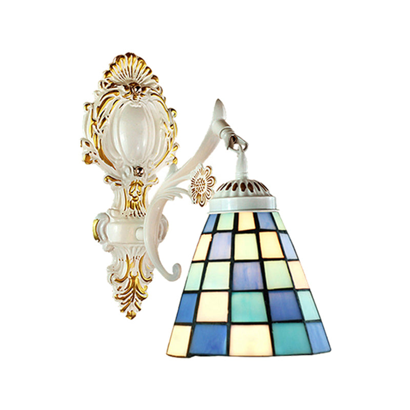 Bell Shade Tiffany Wall Lamp Stained Glass 1 Light Wall Sconce Lighting in White Clearhalo 'Industrial' 'Middle century wall lights' 'Tiffany wall lights' 'Tiffany' 'Wall Lamps & Sconces' 'Wall Lights' Lighting' 169086