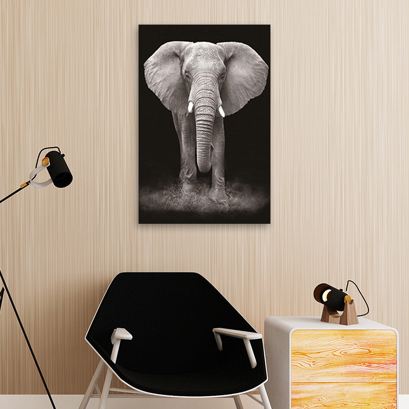 Tropical African Animal Wall Decor Canvas Textured Dark Color Wall Art for Dorm Clearhalo 'Art Gallery' 'Canvas Art' 'Contemporary Art Gallery' 'Modern' Arts' 1691147