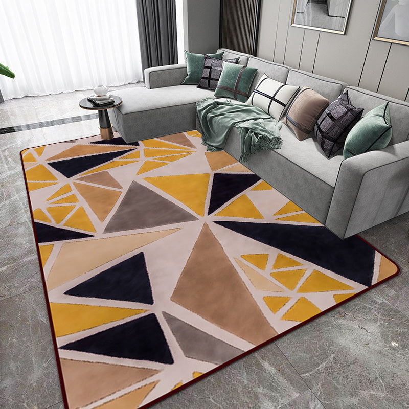 Minimalist Modern Rug in Yellow Colorblock Triangle Pattern Rug Polyester Pet Friendly Carpet for Home Decoration Yellow Clearhalo 'Area Rug' 'Modern' 'Rugs' Rug' 1694028