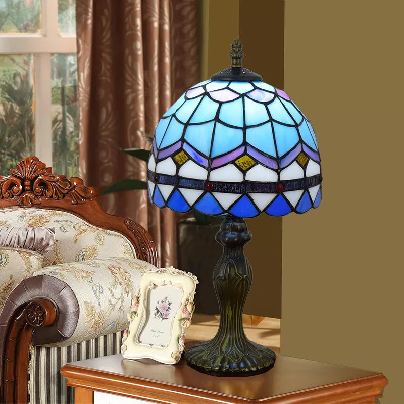 Baroque Dome Table Lighting 1 Light Stained Glass Standing Table Light in Bedroom Blue Clearhalo 'Lamps' 'Table Lamps' Lighting' 170675