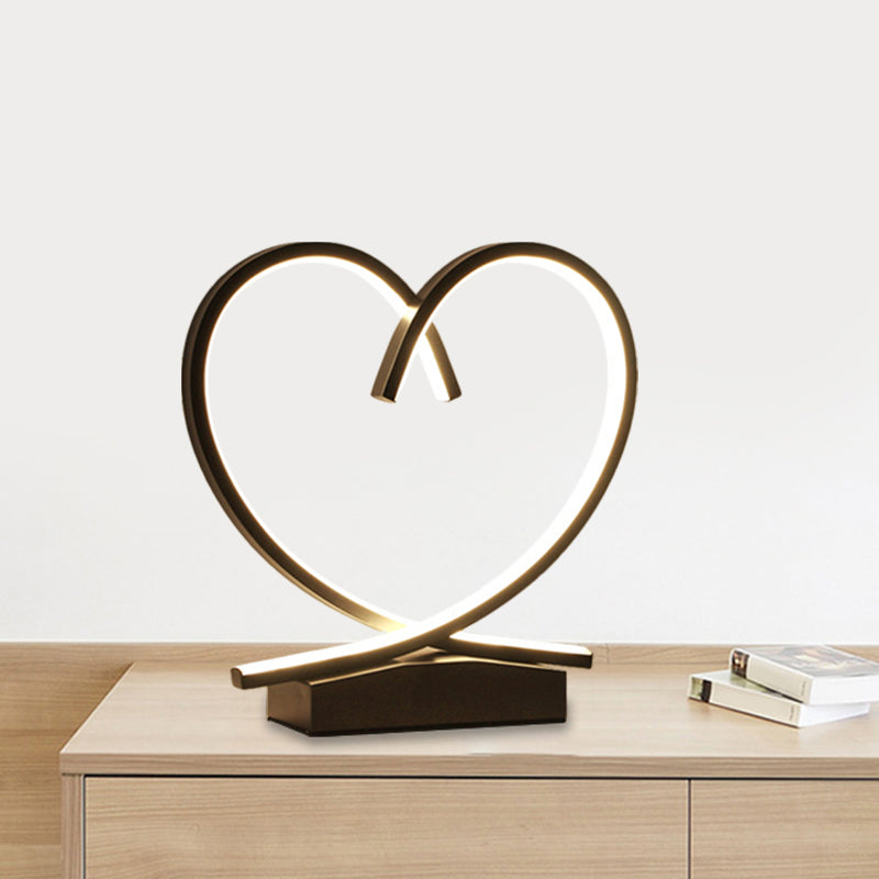 Loving Heart Wooden Night Table Light Simplicity Black/White/Wood LED Desk Lighting for Sleeping Room Black Clearhalo 'Lamps' 'Table Lamps' Lighting' 1711074