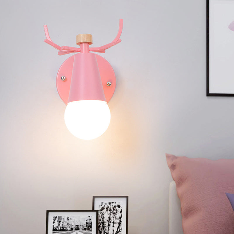 Nordic Icecream Cone Wall Lamp with Antlers Metal 1 Head Sconce Light for Dining Room Clearhalo 'Wall Lamps & Sconces' 'Wall Lights' Lighting' 176057