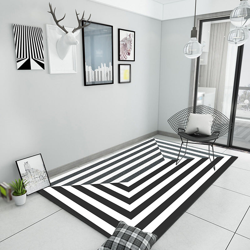 Black Geometric Pattern Rug Polyester Modern Rug Washable Anti-Slip Pet Friendly Area Rug for Living Room Black Clearhalo 'Area Rug' 'Modern' 'Rugs' Rug' 1779430