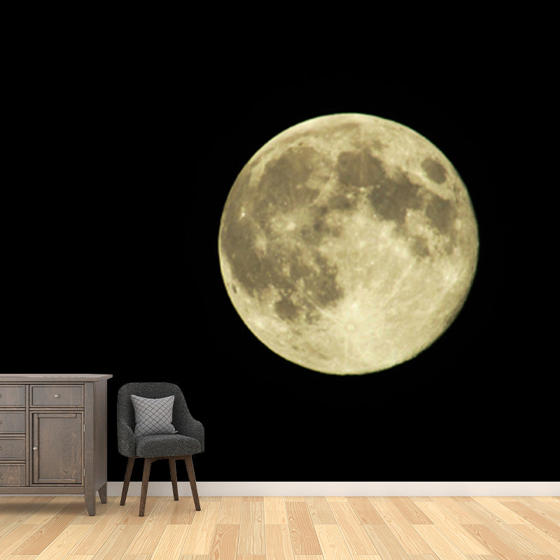 Minimalist Full Moon Wallpaper Mural Black-Yellow Planetary Wall Art, Non-Woven Fabric Black-Yellow Clearhalo 'Wall Decor' 'Wall Mural' 1785280