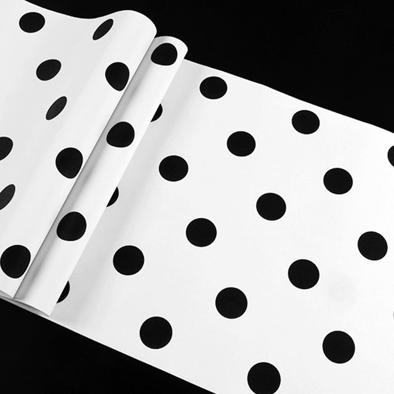 Black and White Dots and Grid 31'L x 20.5