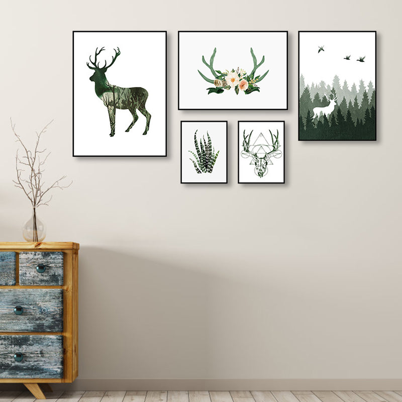 Wild Reindeer Canvas Print Multi-Piece Children's Art House Interior Wall Decor in Green Clearhalo 'Art Gallery' 'Canvas Art' 'Kids' Arts' 1862106