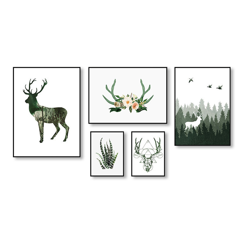 Wild Reindeer Canvas Print Multi-Piece Children's Art House Interior Wall Decor in Green Clearhalo 'Art Gallery' 'Canvas Art' 'Kids' Arts' 1862108