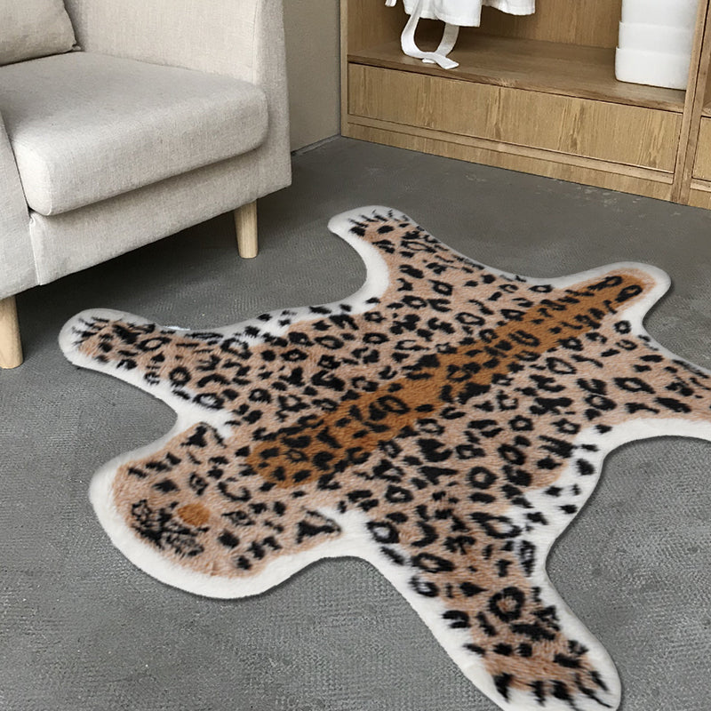 Brown Leopard Pattern Rug Polyester Contemporary Rug Washable Non-Slip Pet Friendly Carpet for Living Room Brown 2'7