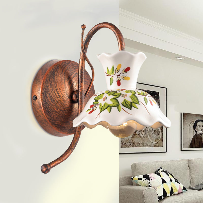 Farmhouse Scalloped Sconce 1 Bulb Flower Patterned Ceramic Wall Lamp in White with Weather Copper Gooseneck Arm, Left/Right Clearhalo 'Wall Lamps & Sconces' 'Wall Lights' Lighting' 1908837