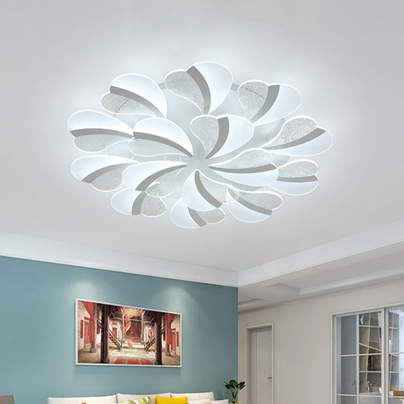 Heart-Shaped LED Ceiling Lamp Modern Acrylic 5/9/15 Lights White Semi Flush Mount Light in Warm/White Light for Living Room Clearhalo 'Ceiling Lights' 'Close To Ceiling Lights' 'Close to ceiling' 'Semi-flushmount' Lighting' 1960599