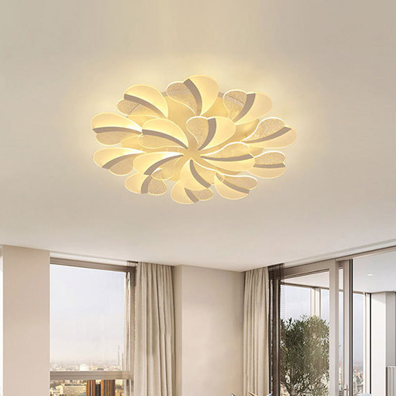 Heart-Shaped LED Ceiling Lamp Modern Acrylic 5/9/15 Lights White Semi Flush Mount Light in Warm/White Light for Living Room Clearhalo 'Ceiling Lights' 'Close To Ceiling Lights' 'Close to ceiling' 'Semi-flushmount' Lighting' 1960600