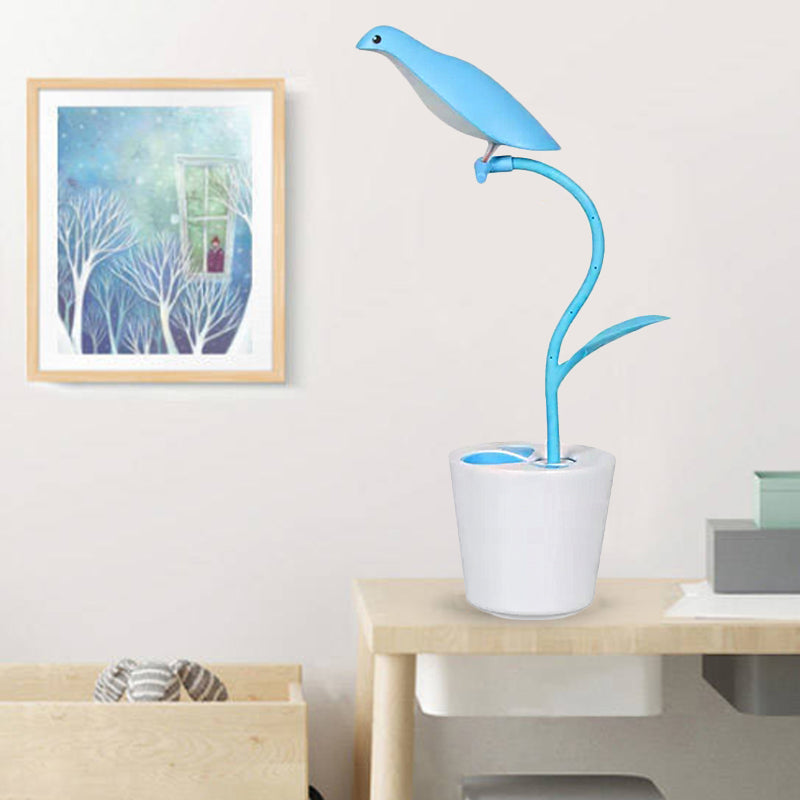 Eye-Caring Bird Shaped Desk Light 1 Head Macaron Loft Reading Light for Kid Bedroom Blue Clearhalo 'Desk Lamps' 'Lamps' Lighting' 198404