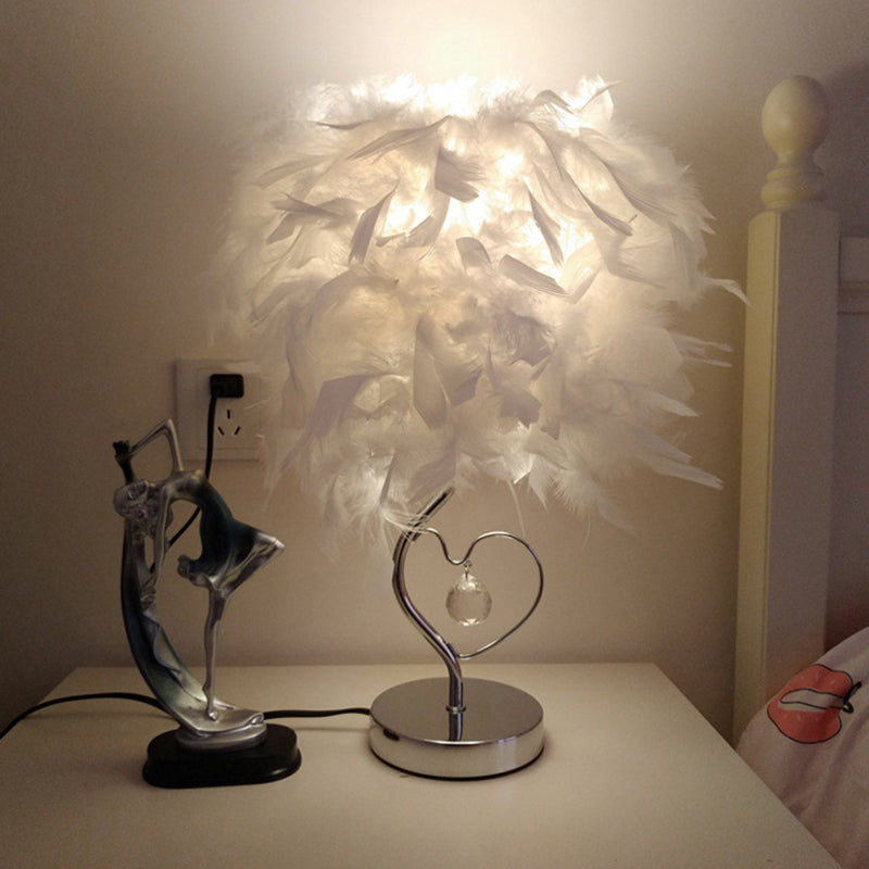 Nordic Loving Heart Night Light Feather 1 Bulb Bedroom Crystal Decorated Table Lamp in Red/Blue/White Clearhalo 'Lamps' 'Table Lamps' Lighting' 1985136