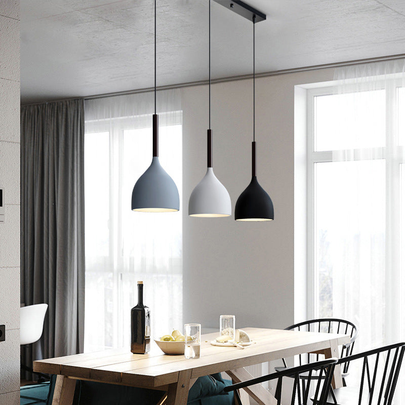 Teardrop Multi Light Pendant Modern Metal 3-Bulb Dining Room Down Lighting in Black Clearhalo 'Ceiling Lights' 'Modern Pendants' 'Modern' 'Pendant Lights' 'Pendants' Lighting' 2024568