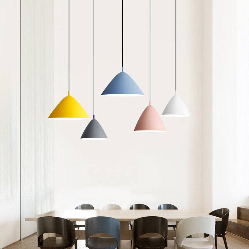 Tapered Pendant Lighting Fixture Modernist 1 Bulb Metallic Hanging Light Kit for Dining Room Clearhalo 'Ceiling Lights' 'Modern Pendants' 'Modern' 'Pendant Lights' 'Pendants' Lighting' 2024593