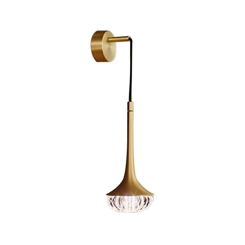 Clear Textured Glass Flared Wall Light Sconce Modern 1 Bulb Wall Mounted Lighting for Living Room Clearhalo 'Cast Iron' 'Glass' 'Industrial' 'Modern wall lights' 'Modern' 'Tiffany' 'Traditional wall lights' 'Wall Lamps & Sconces' 'Wall Lights' Lighting' 2038953