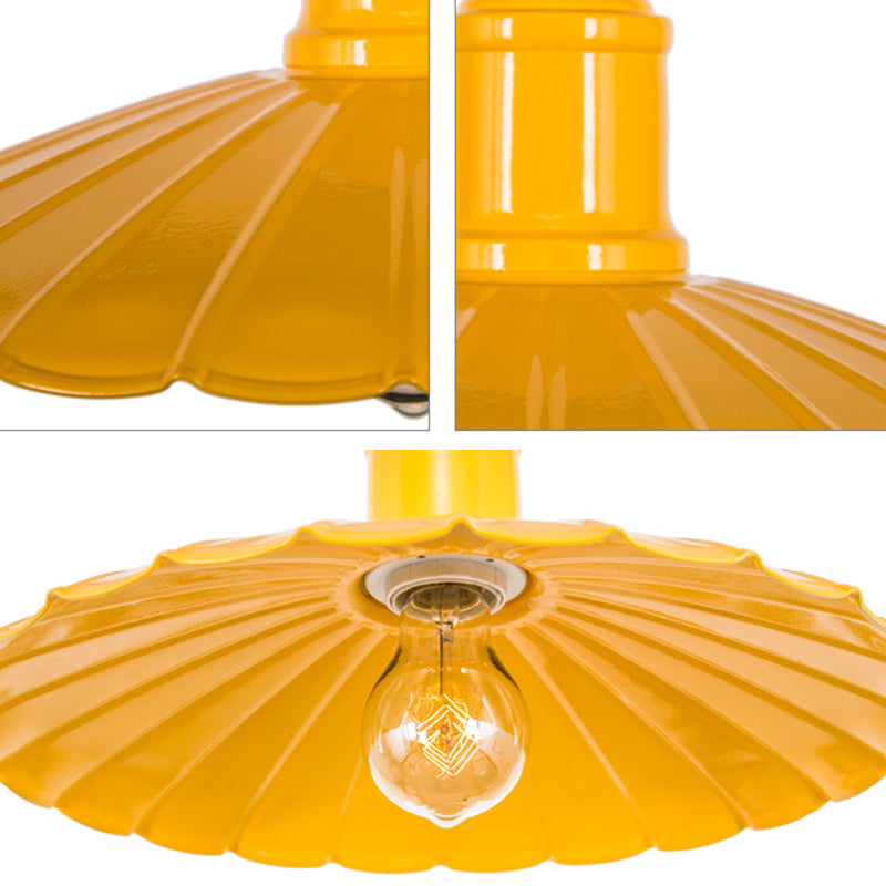 Scalloped Shade Metal Hanging Light Fixture Retro 1 Head Bedroom Pendant Lamp in Red/Yellow/Green Clearhalo 'Art Deco Pendants' 'Cast Iron' 'Ceiling Lights' 'Ceramic' 'Crystal' 'Industrial Pendants' 'Industrial' 'Metal' 'Middle Century Pendants' 'Pendant Lights' 'Pendants' 'Tiffany' Lighting' 204629