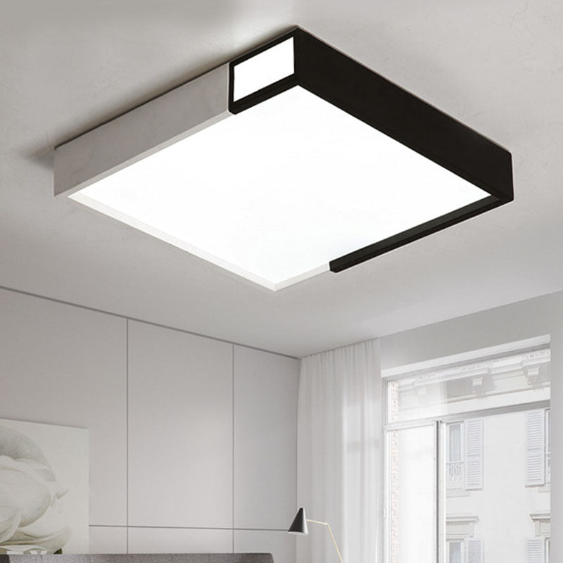 Quadrilateral Shape LED Flush Mount Light Simple Metal Black and White Ceiling Light Flush Mount Black-White Square Clearhalo 'Ceiling Lights' 'Close To Ceiling Lights' 'Close to ceiling' 'Flush mount' Lighting' 2046545