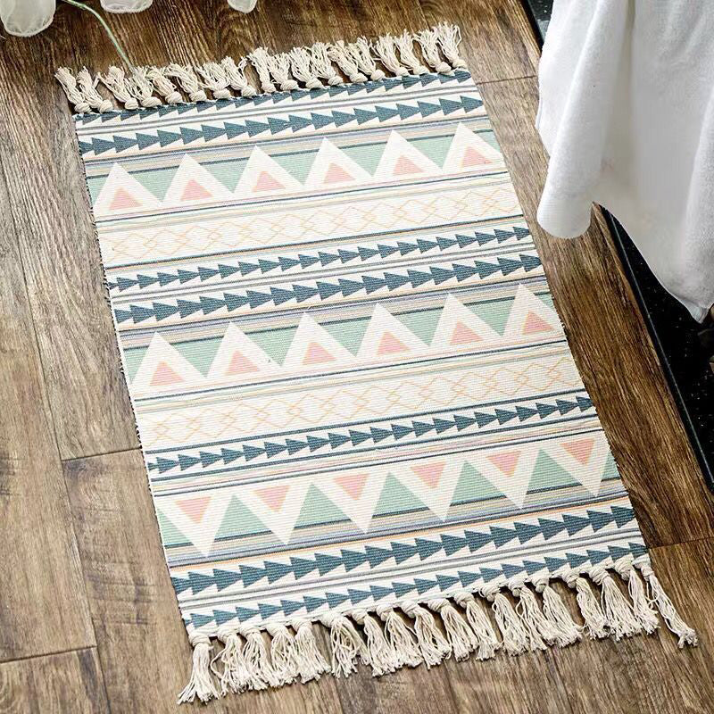 Unique Geometric Rug Multicolor Eclectic Rug Cotton Pet Friendly Carpet with Tassel Knot for Great Room Green-Red 2' x 2'11